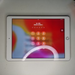 【85新】iPad 第五代 金色 32G 无维修 超值