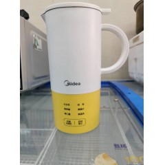 美的（Midea)精致容量破壁机可做辅食豆浆榨汁1-2人食小容量豆浆机DJ06B-C0601